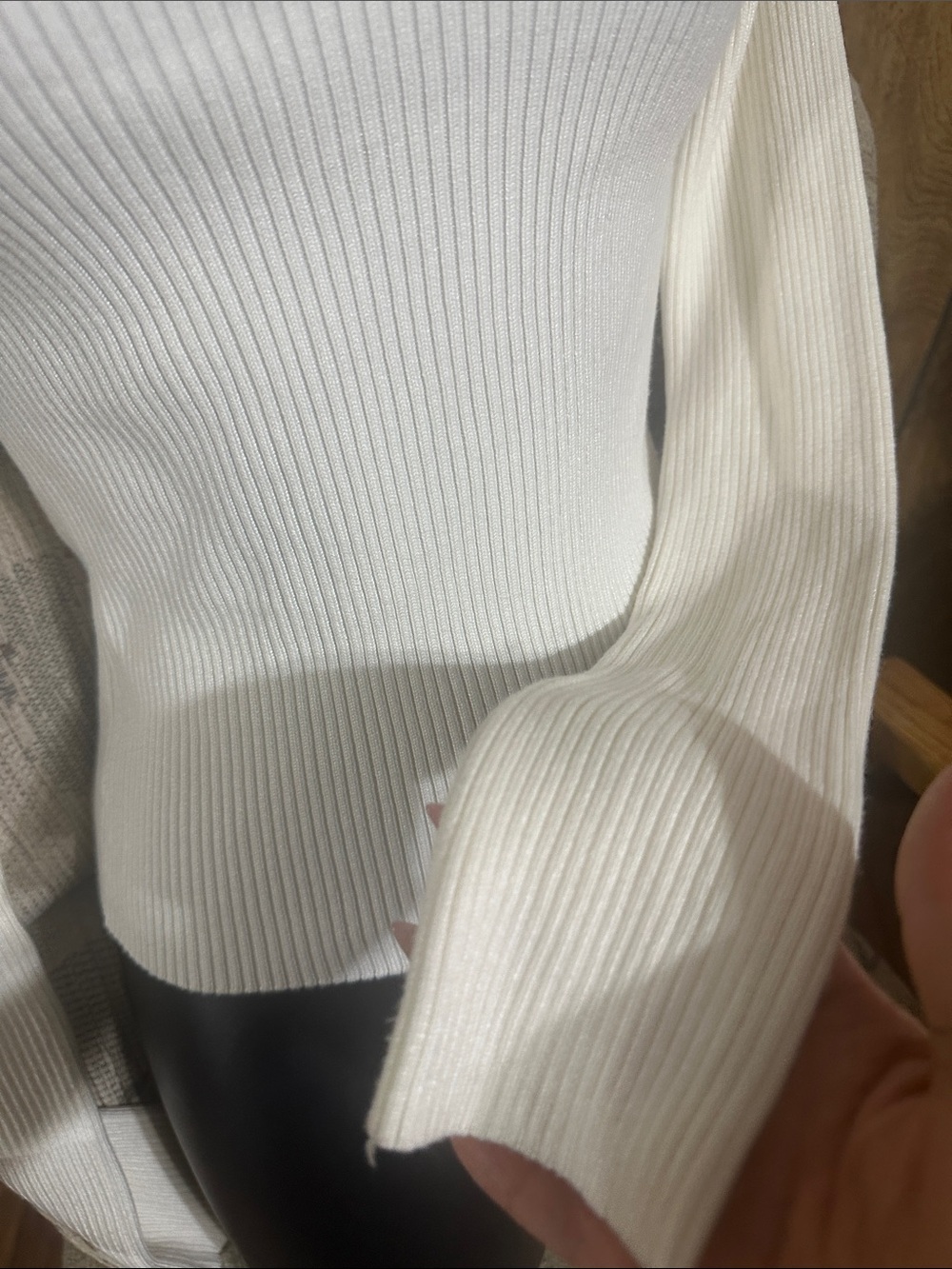 White Ribbed Keyhole Long-Sleeve Top - Picture 3 of 4